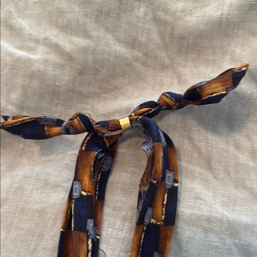 Vintage Scarf Necklace with Bee Pendant - Picture 3 of 3